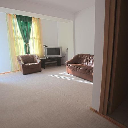 Time-Out - Valea Oltului Hotel Balota  Екстериор снимка